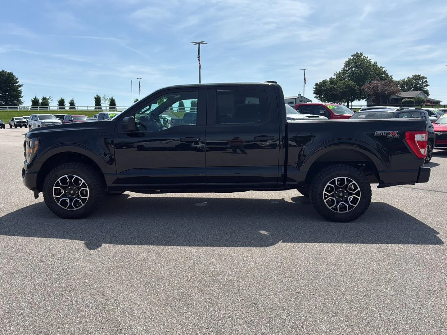 Used 2023 Agate Black Ford XL image 6