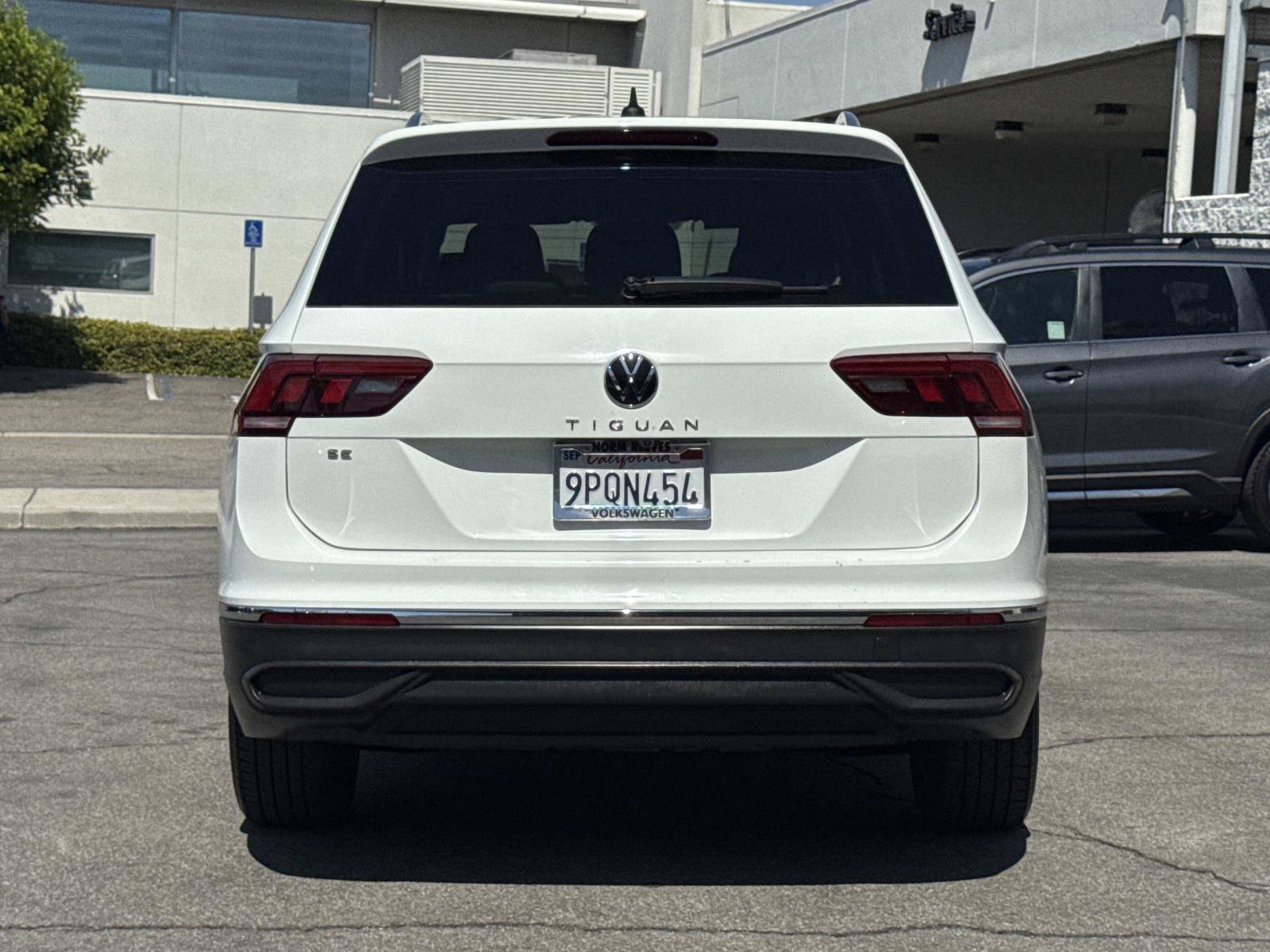 Certified Used 2024 Pure White Volkswagen SE image 4