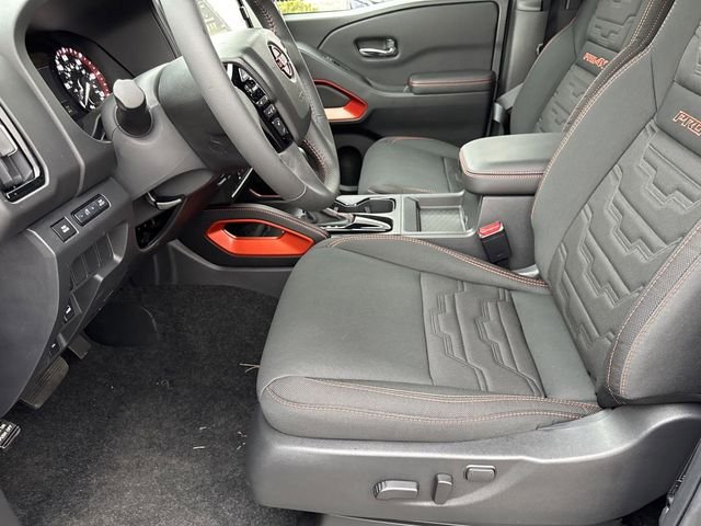 2025 Nissan Frontier PRO-4X - Photo 14