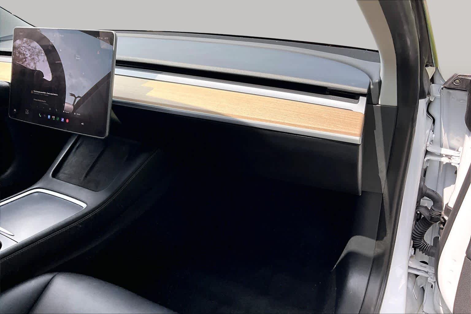 Used 2023 Pearl White Multi-Coat Tesla  image 15