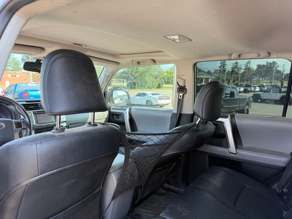 Used 2013 Silver Toyota SR5 image 24