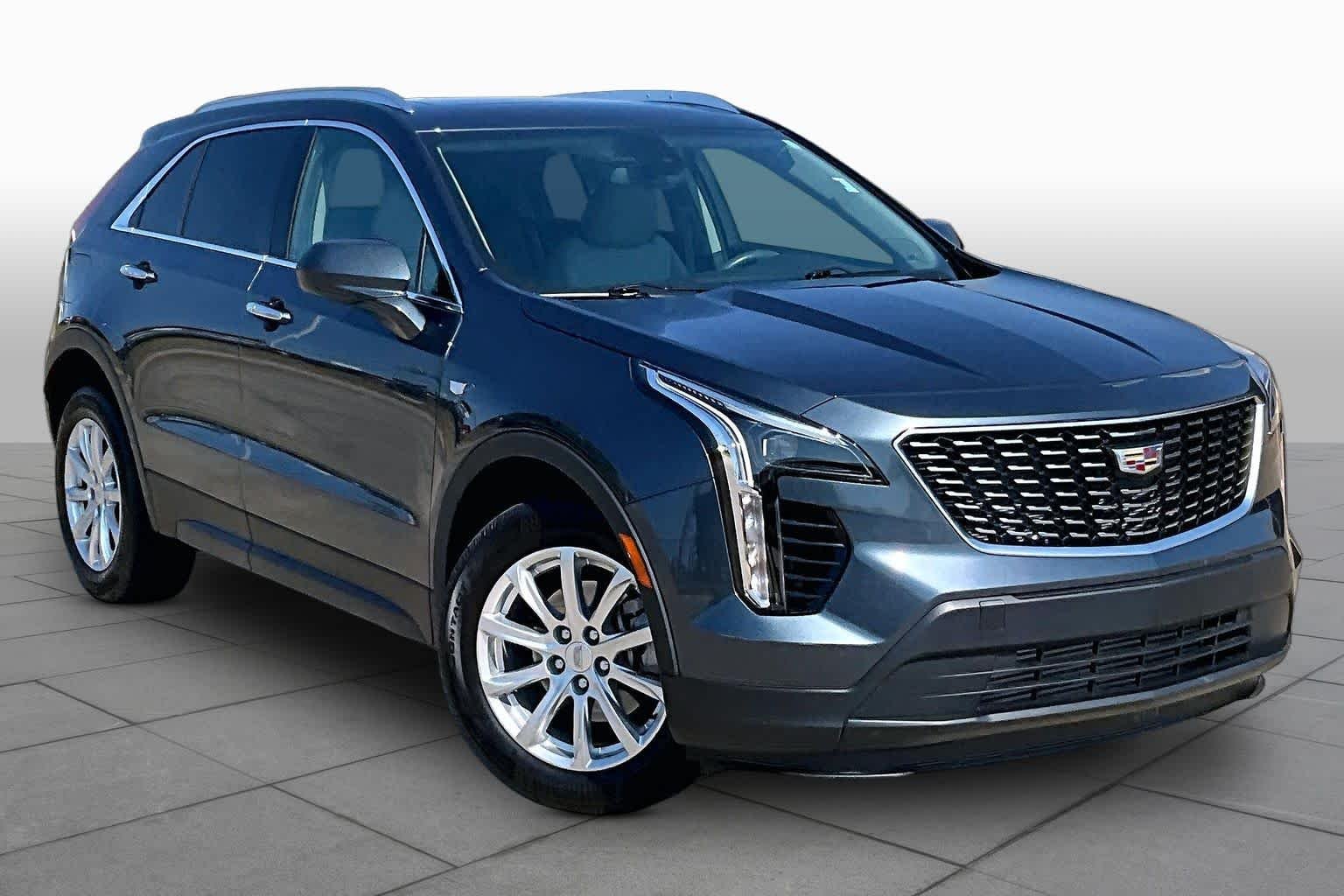 Pre-Owned 2019 Cadillac XT4 FWD Luxury