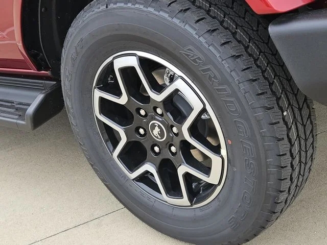 New 2026 Ruby Red Metallic Tinted Clearcoat Ford Outer Banks® image 9
