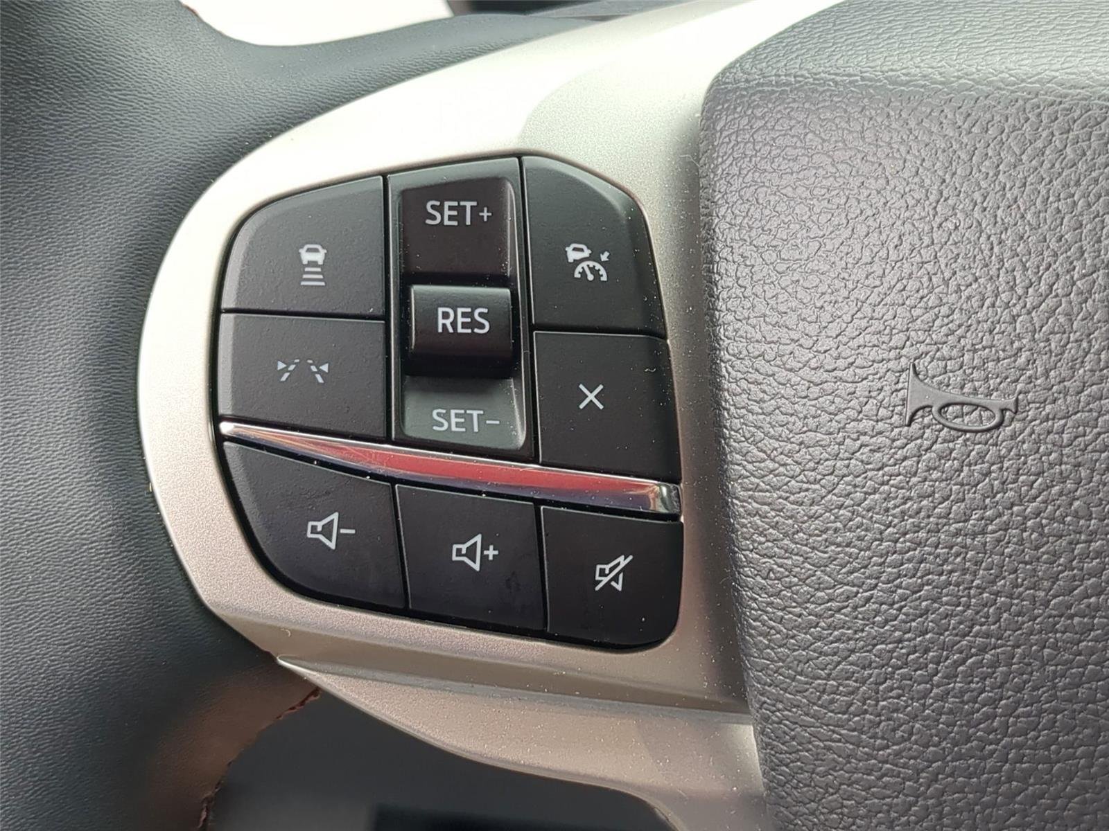 New 2026 Vapor Blue Metallic FORD Active image 19