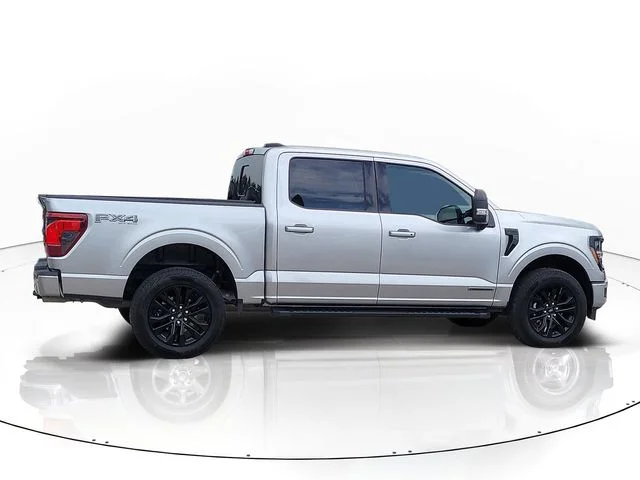 Used 2025 Silver Ford XLT image 4
