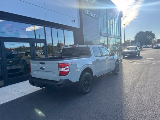 Used 2024 Green Ford XLT image 3