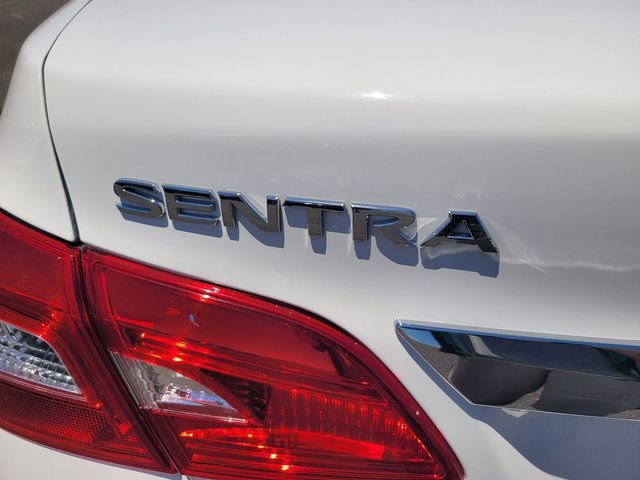 Used 2019 White Nissan S image 10