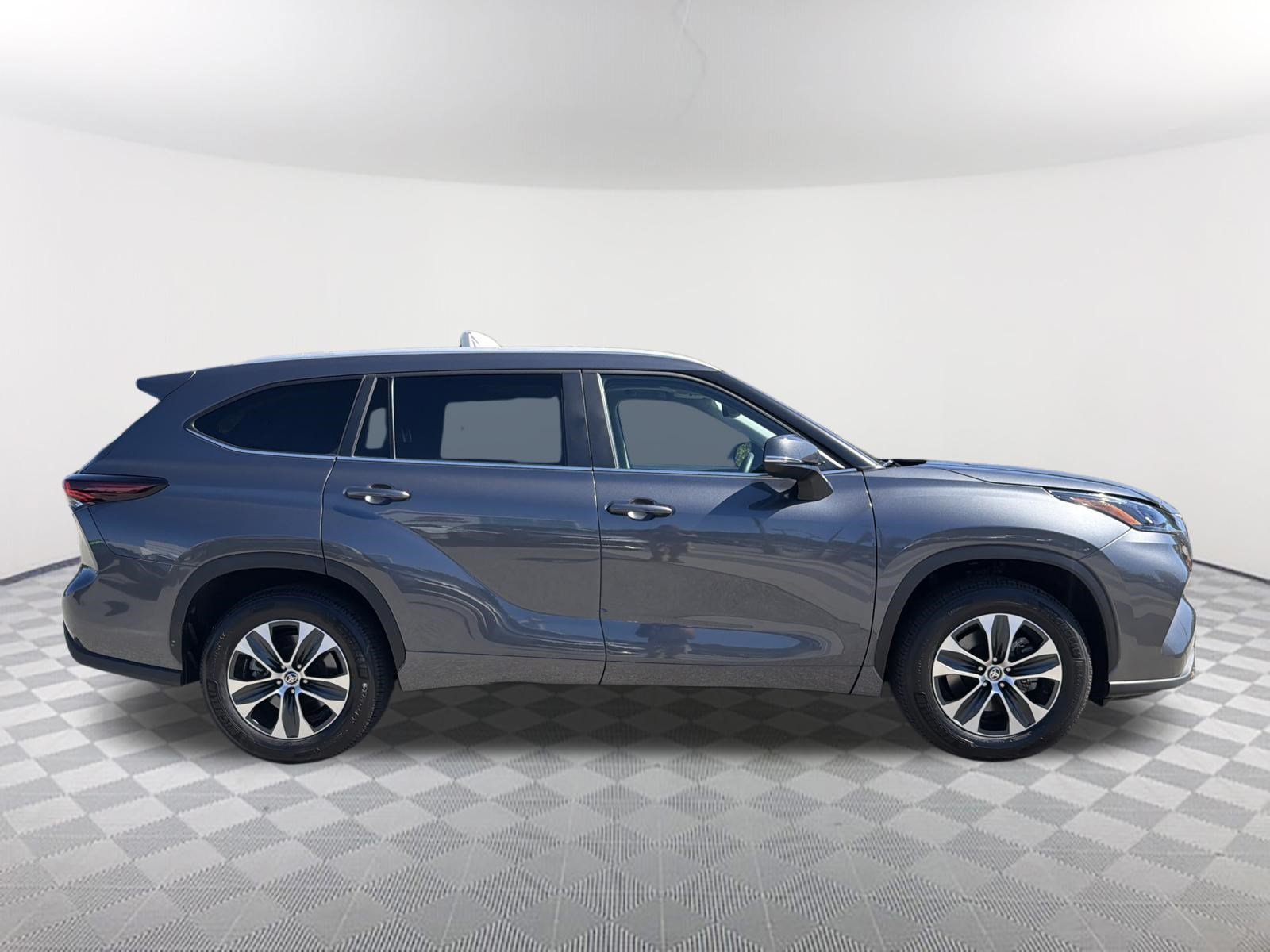 Certified Used 2025 Magnetic Gray Metallic Toyota XLE image 17