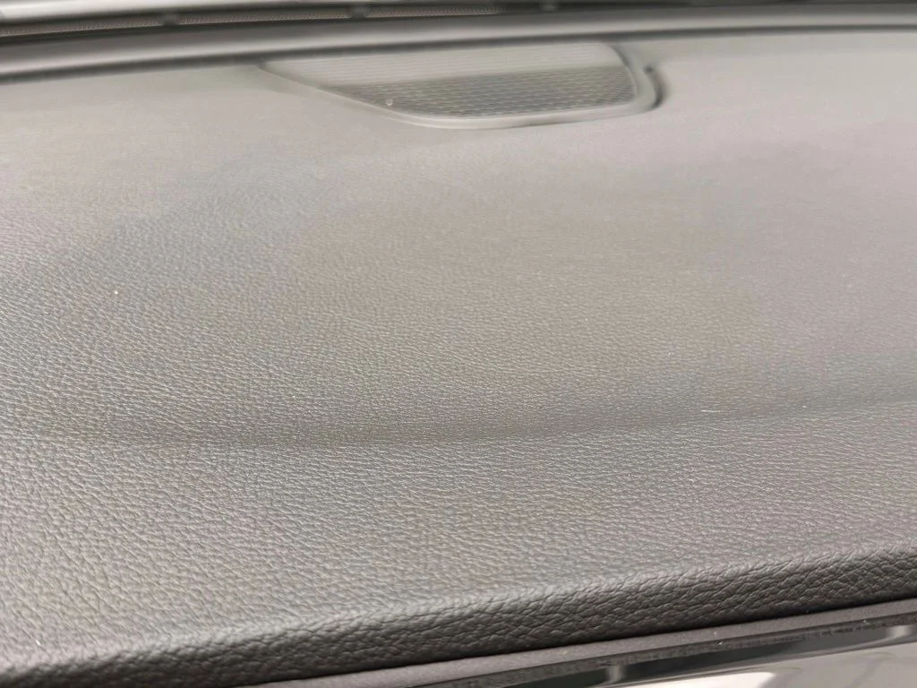 New 2026 Silver Mist Clear-Coat Exterior Paint Chrysler Select image 11