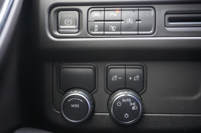 Used 2023 Black Chevrolet RST image 31