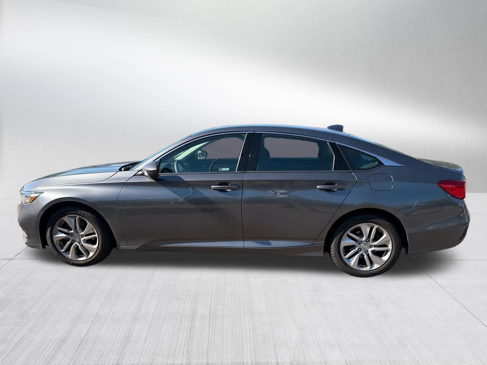 2018 Honda Accord LX - Photo 8