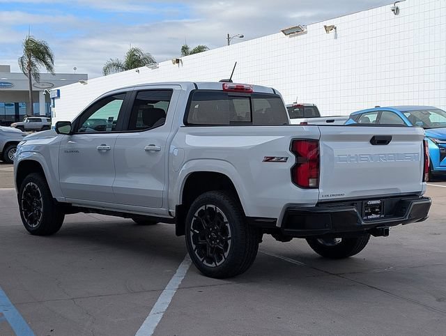 New 2026 Summit White Chevrolet Z71 image 10