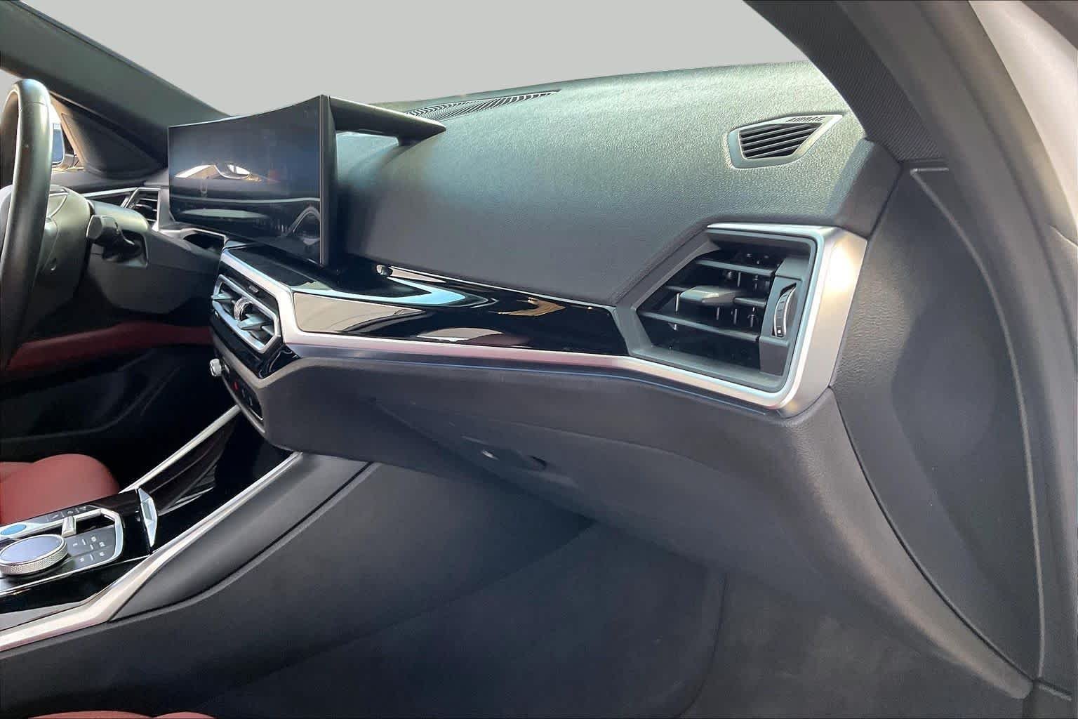 Used 2024 Mineral White Metallic BMW eDrive35 image 18