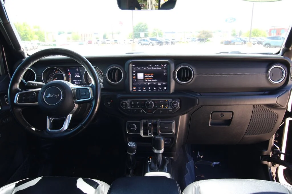 Used 2019 Black Jeep Unlimited Sahara image 44