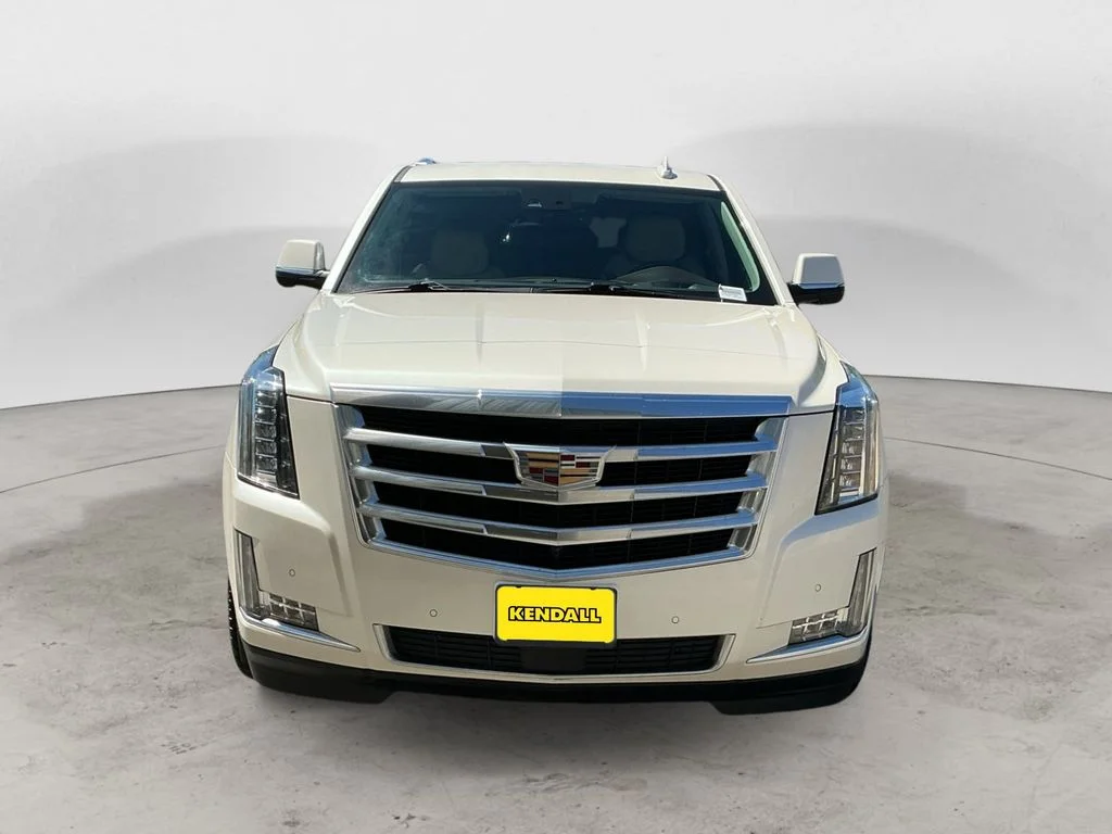 Used 2015 White Cadillac Premium image 8