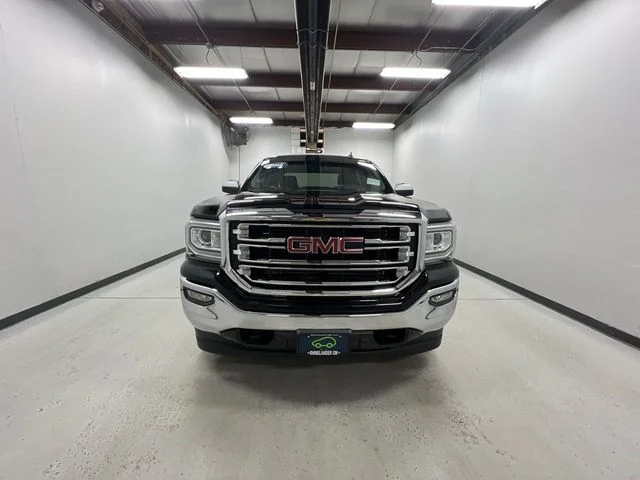 Used 2018 Black GMC SLT image 3