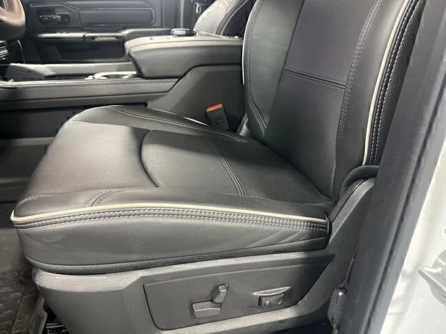 2026 RAM 2500 Rebel - Photo 8