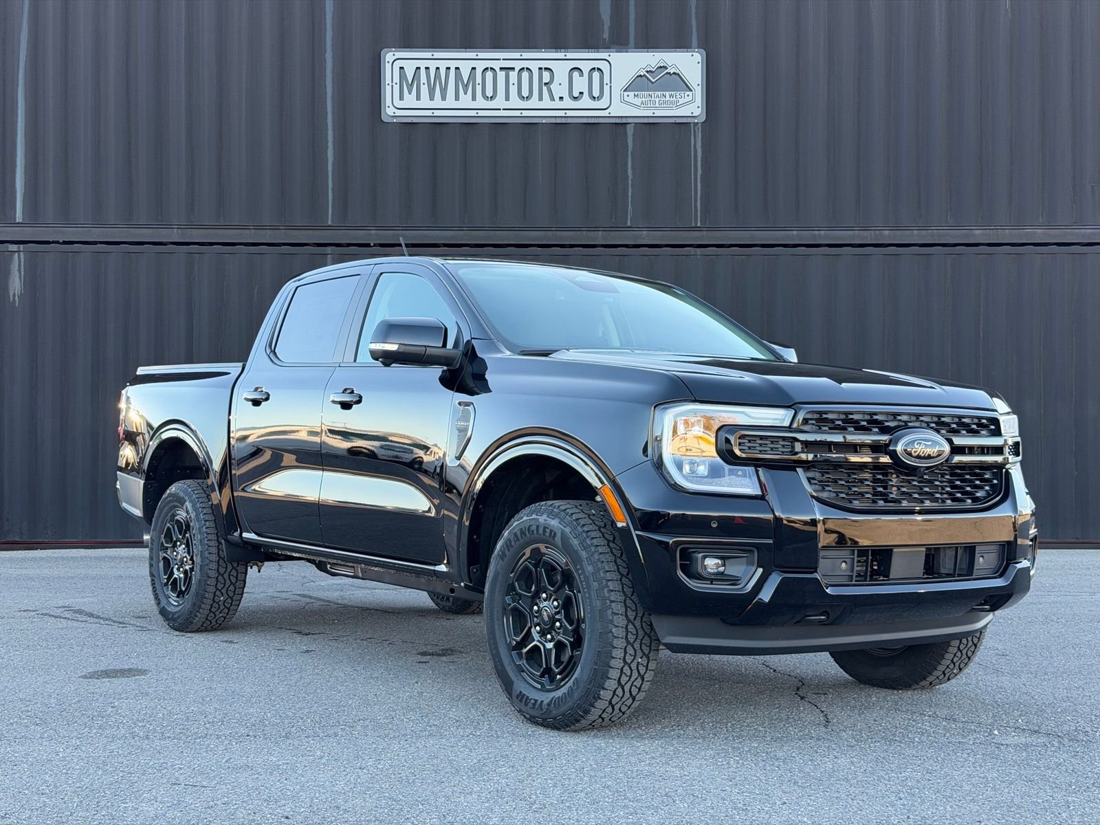 2025 Ford Ranger Lariat 4x4 SuperCrew 5' Box's photo