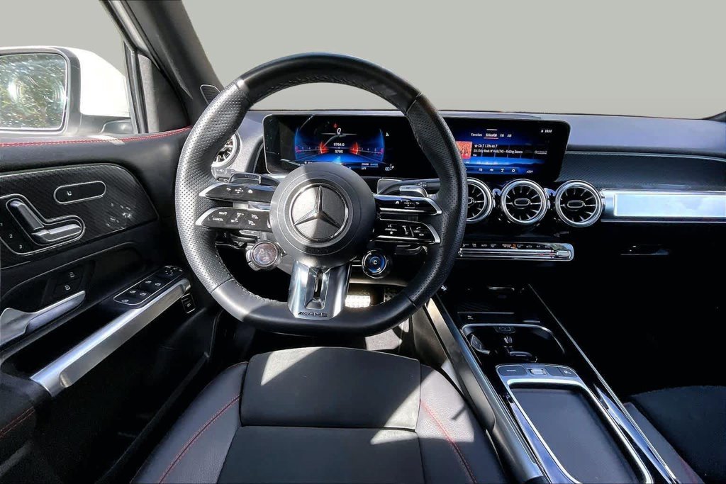 Used 2025 White Mercedes-Benz GLB 35 AMG® image 6
