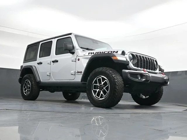 Used 2024 Silver Jeep Rubicon image 31