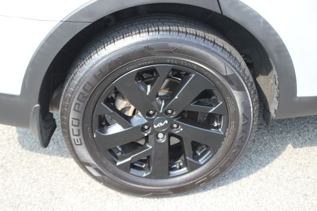Used 2023 Gray Kia X-Line S image 37