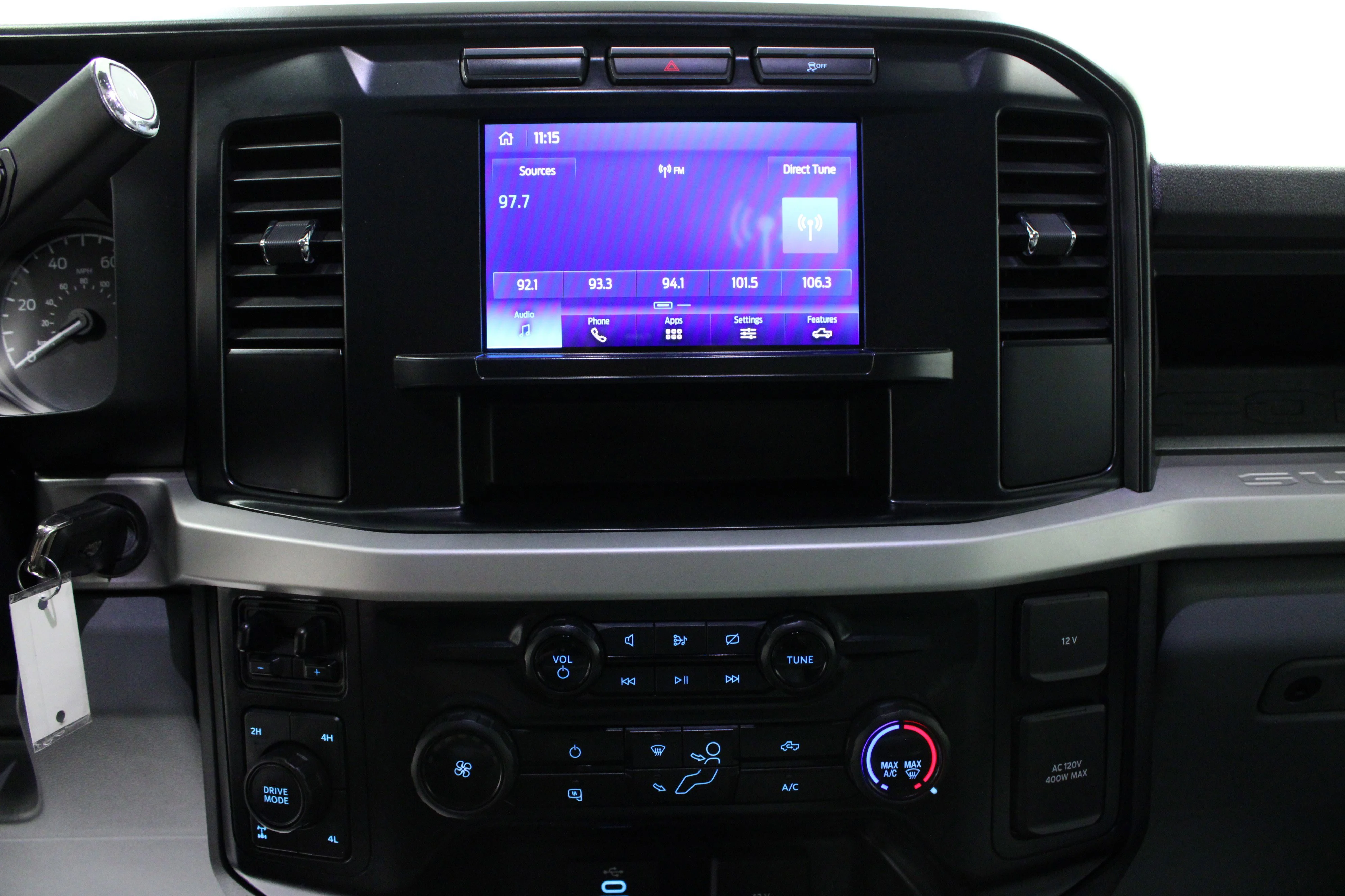 Used 2024 Oxford White Ford XL image 22