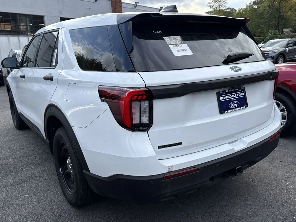 New 2025 White Ford Base image 4