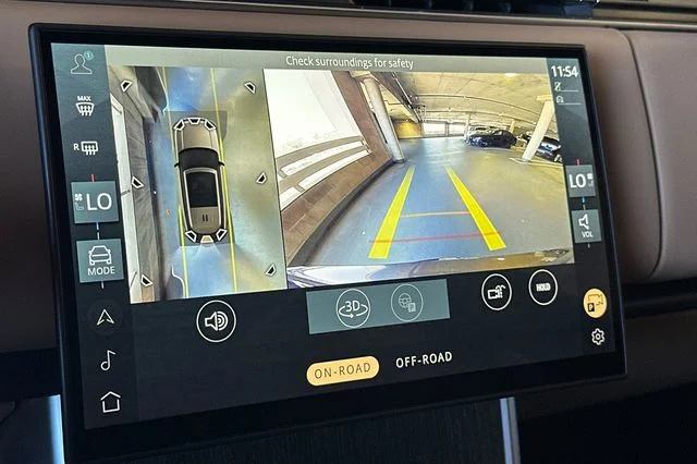 New 2026 Charente Grey Land Rover SE image 18