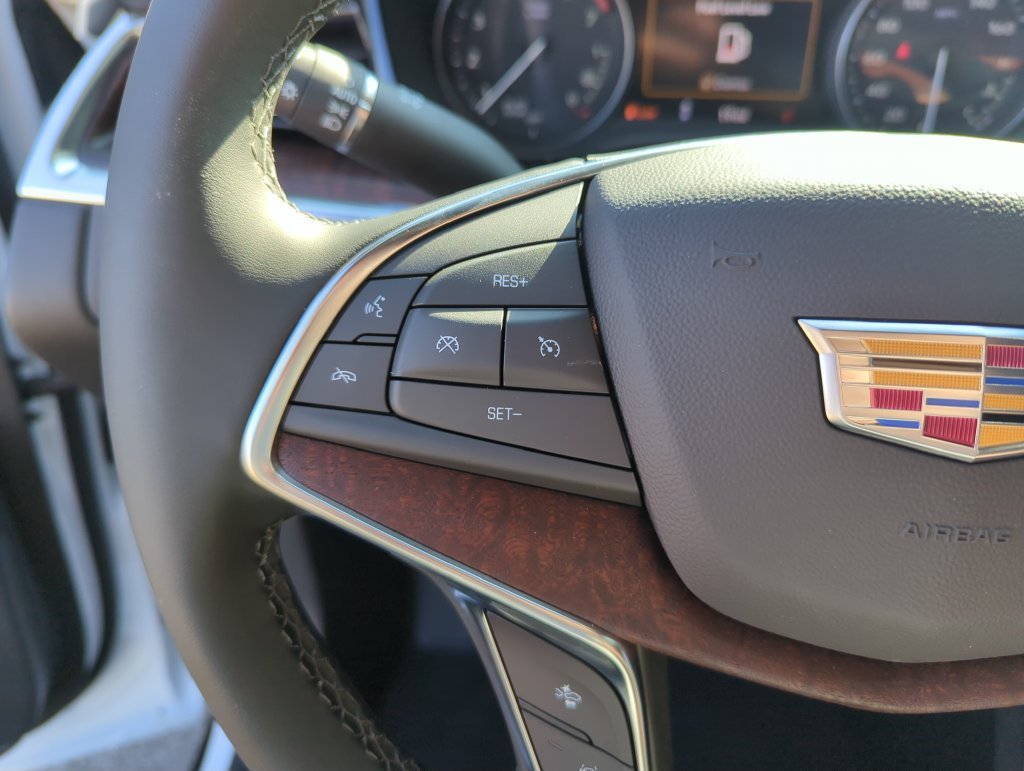 New 2026 Crystal White Tricoat Cadillac Premium Luxury image 22