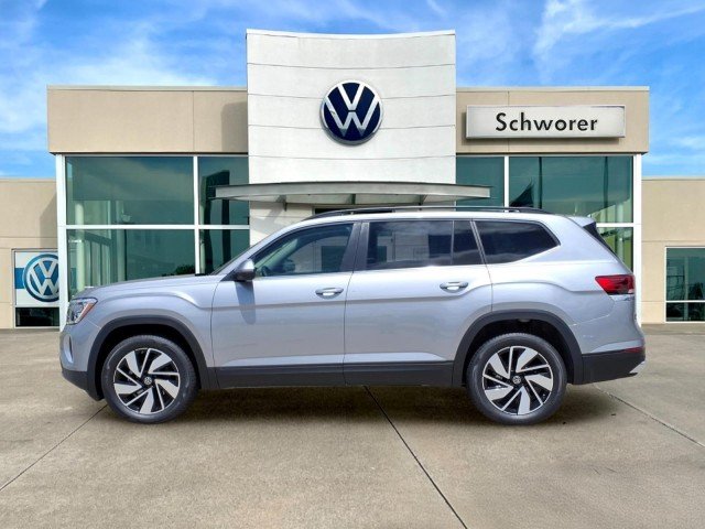 2026 Volkswagen Atlas SE w/Technology 4M