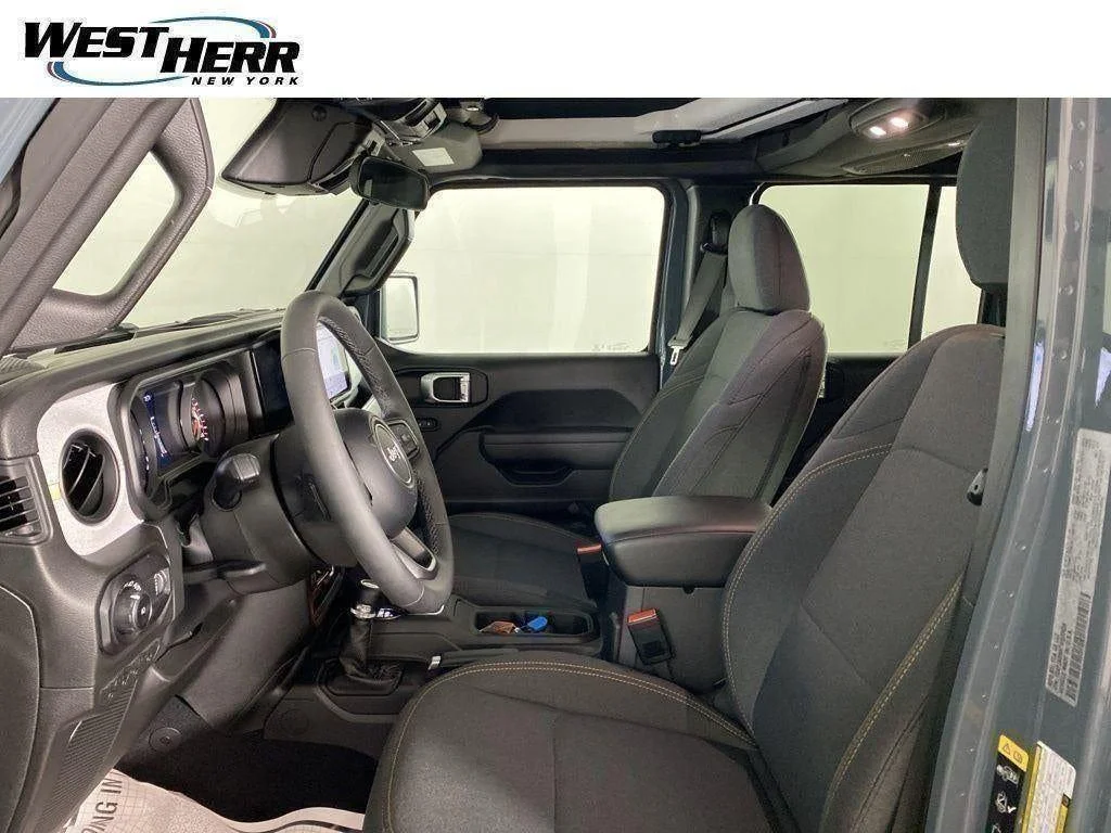 Used 2026 Anvil Clearcoat Jeep Sport S image 40