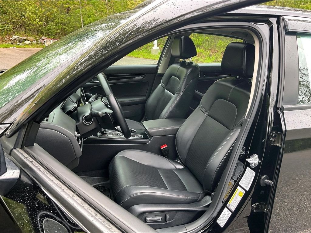 Used 2023 Black Honda Touring image 10