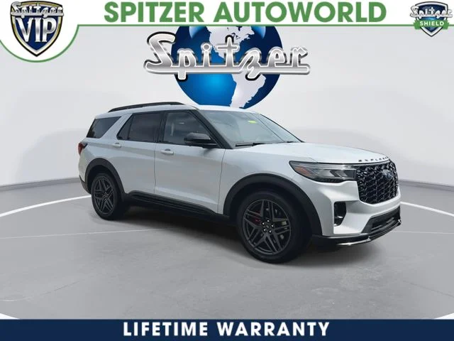 New 2026 Space White Metallic Ford ST image 2
