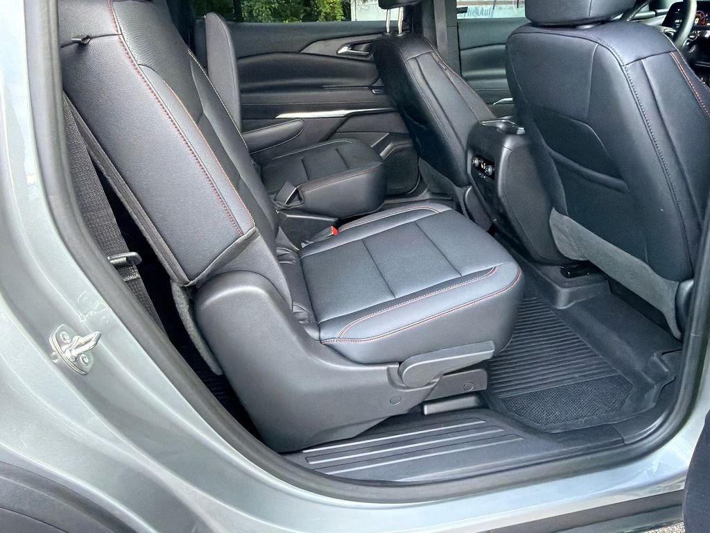 Used 2026 Gray Chevrolet Z71 image 15