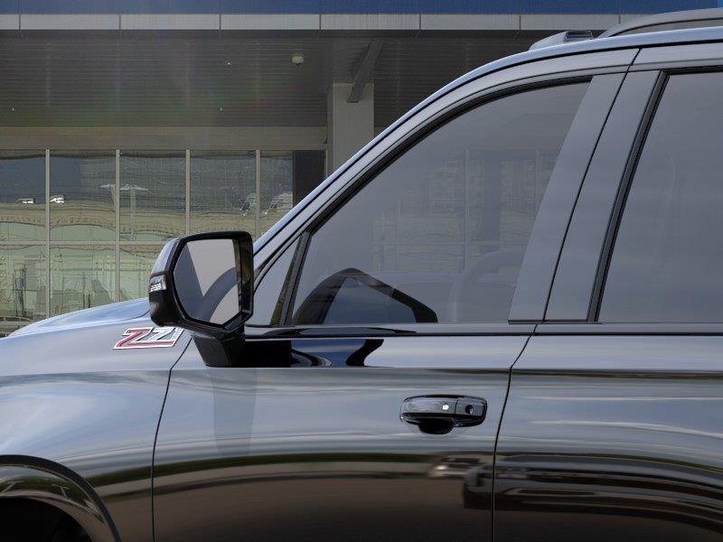 2026 Chevrolet Tahoe Z71 - Photo 12