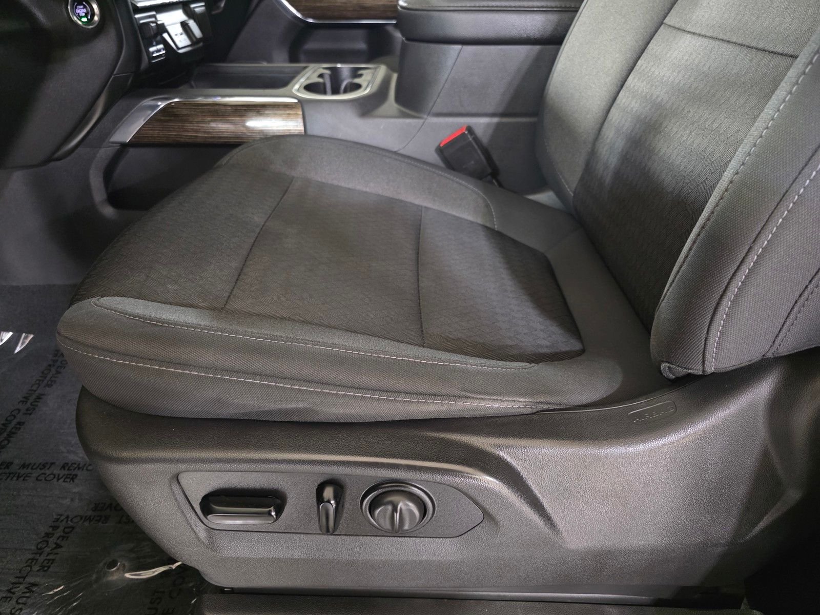 Used 2021 Summit White GMC Elevation image 26