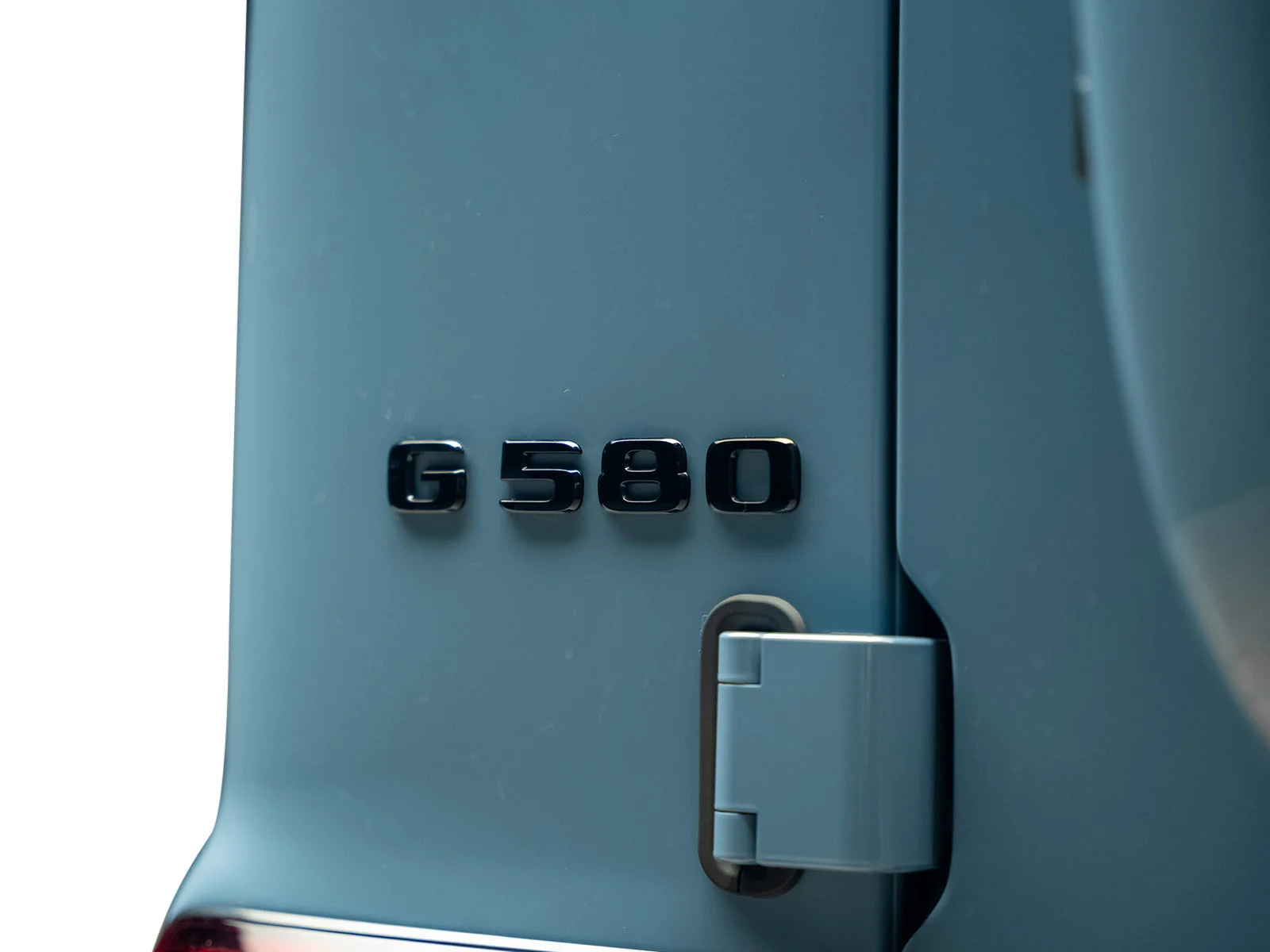 Used 2025  Mercedes-Benz G 580 image 15