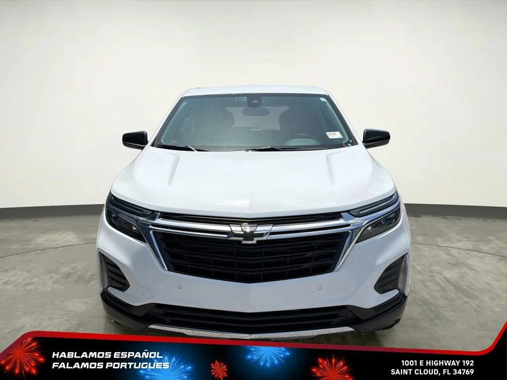 Used 2024 Summit White Chevrolet LT image 9