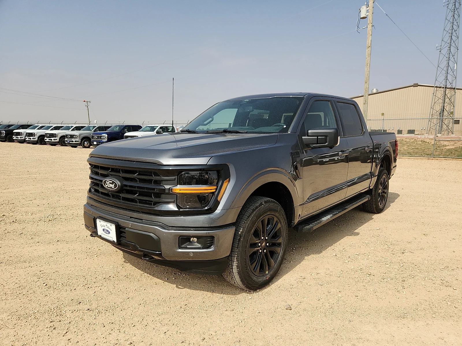 New 2026 Carbonized Gray Metallic Ford XLT image 3