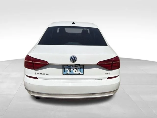 Used 2016 White Volkswagen 1.8T SE image 4