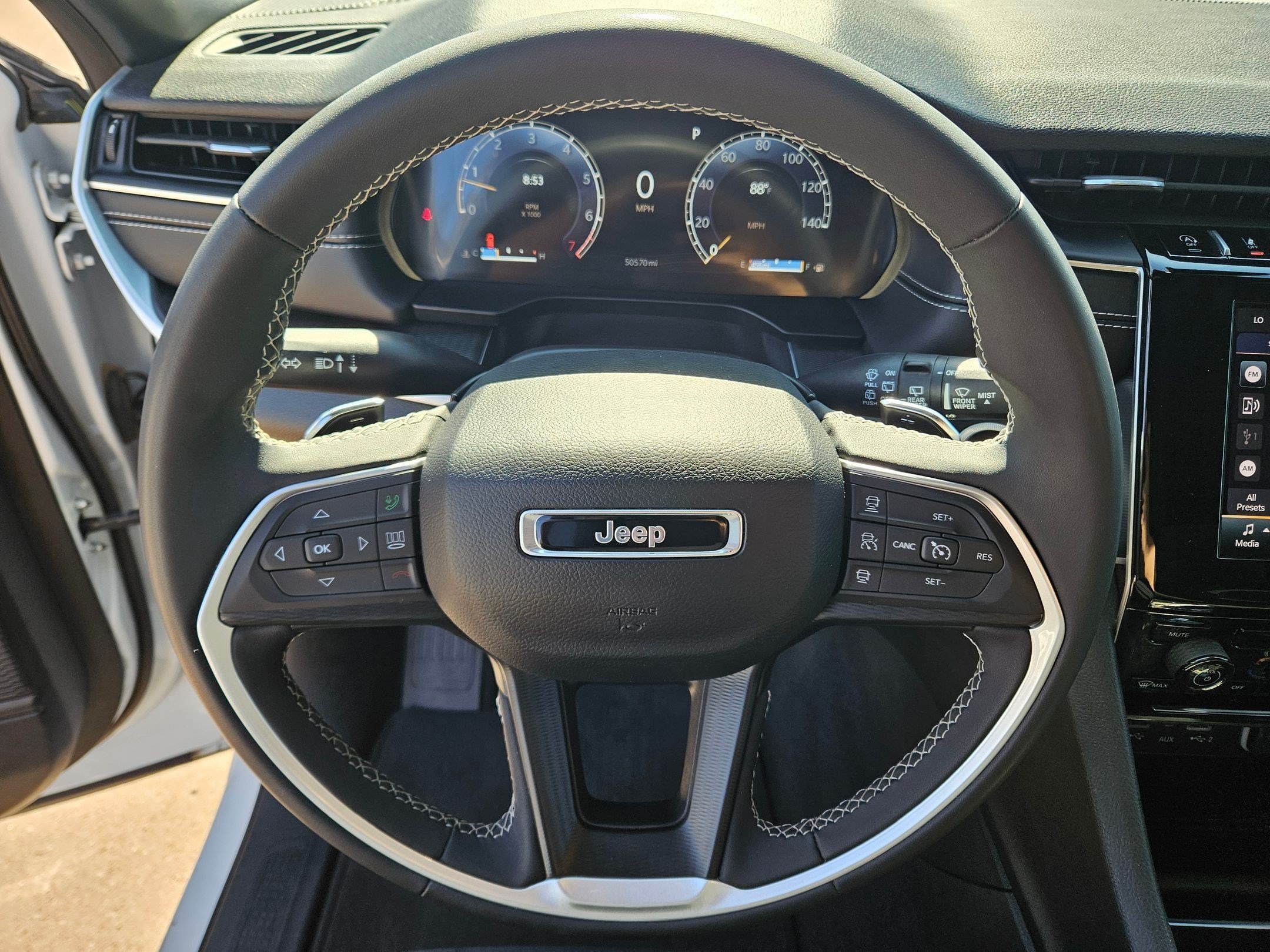 Used 2024 White Jeep Laredo 4x4 image 14