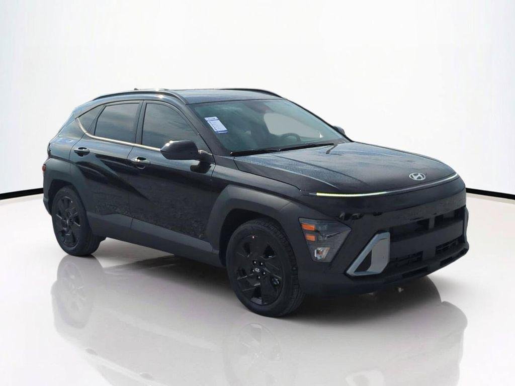 New 2027 Black Hyundai SEL Sport FWD image 2