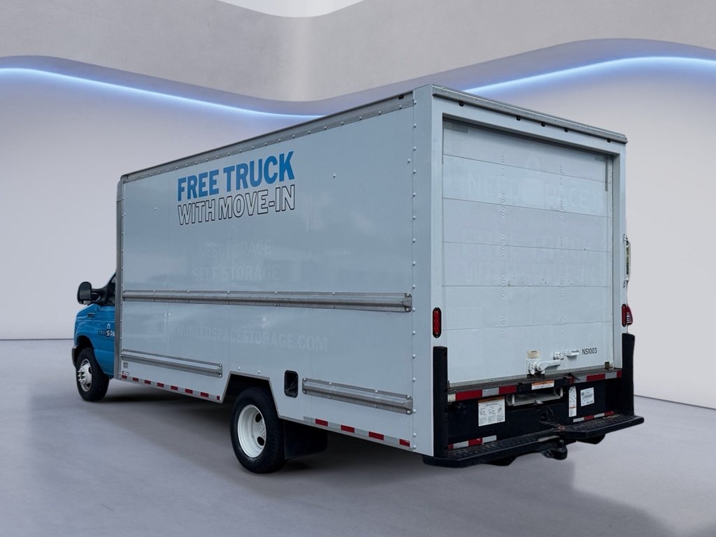 Used 2019  Ford Base image 5