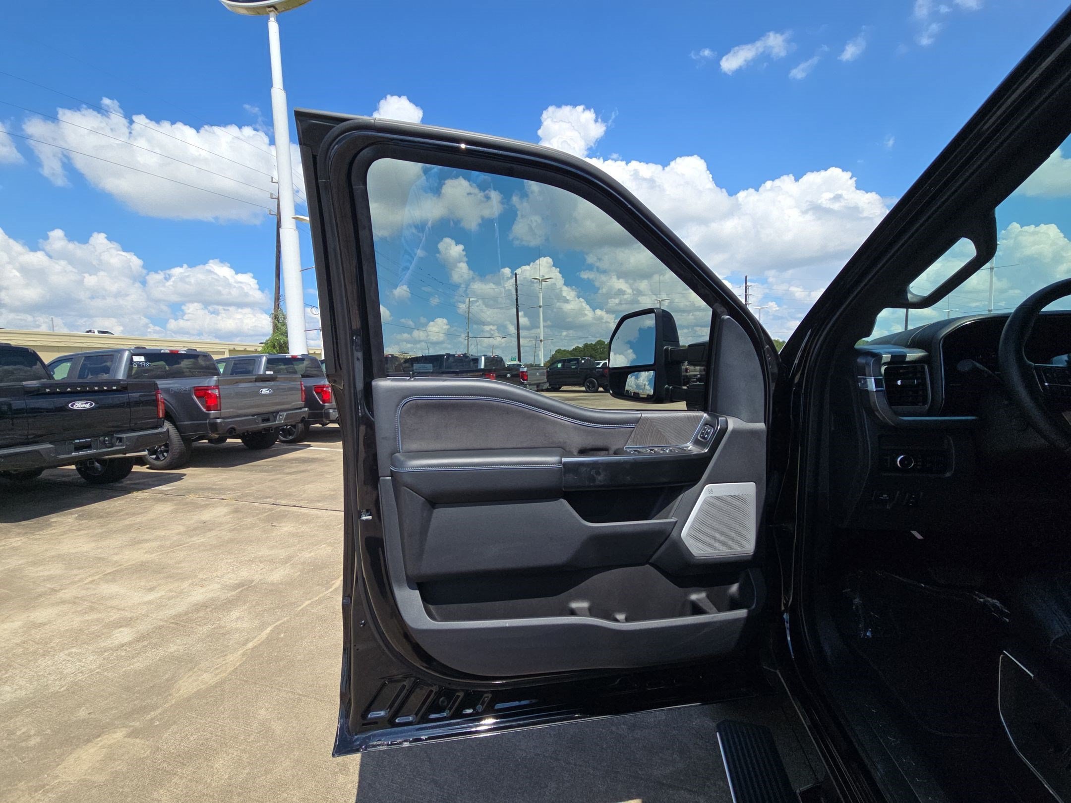 Used 2025 Blue Ford Platinum image 10