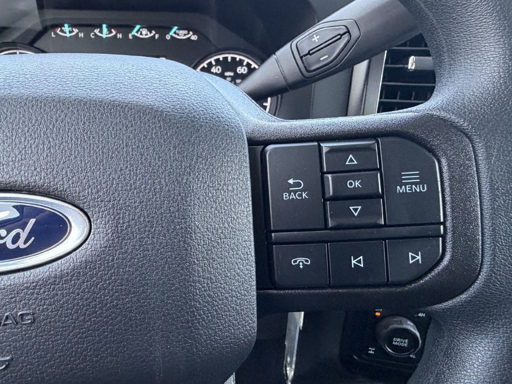 New 2026 Oxford White Ford F-250® XLT image 28