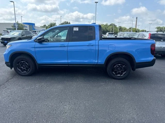 Used 2025 Blue Honda TrailSport+ image 10