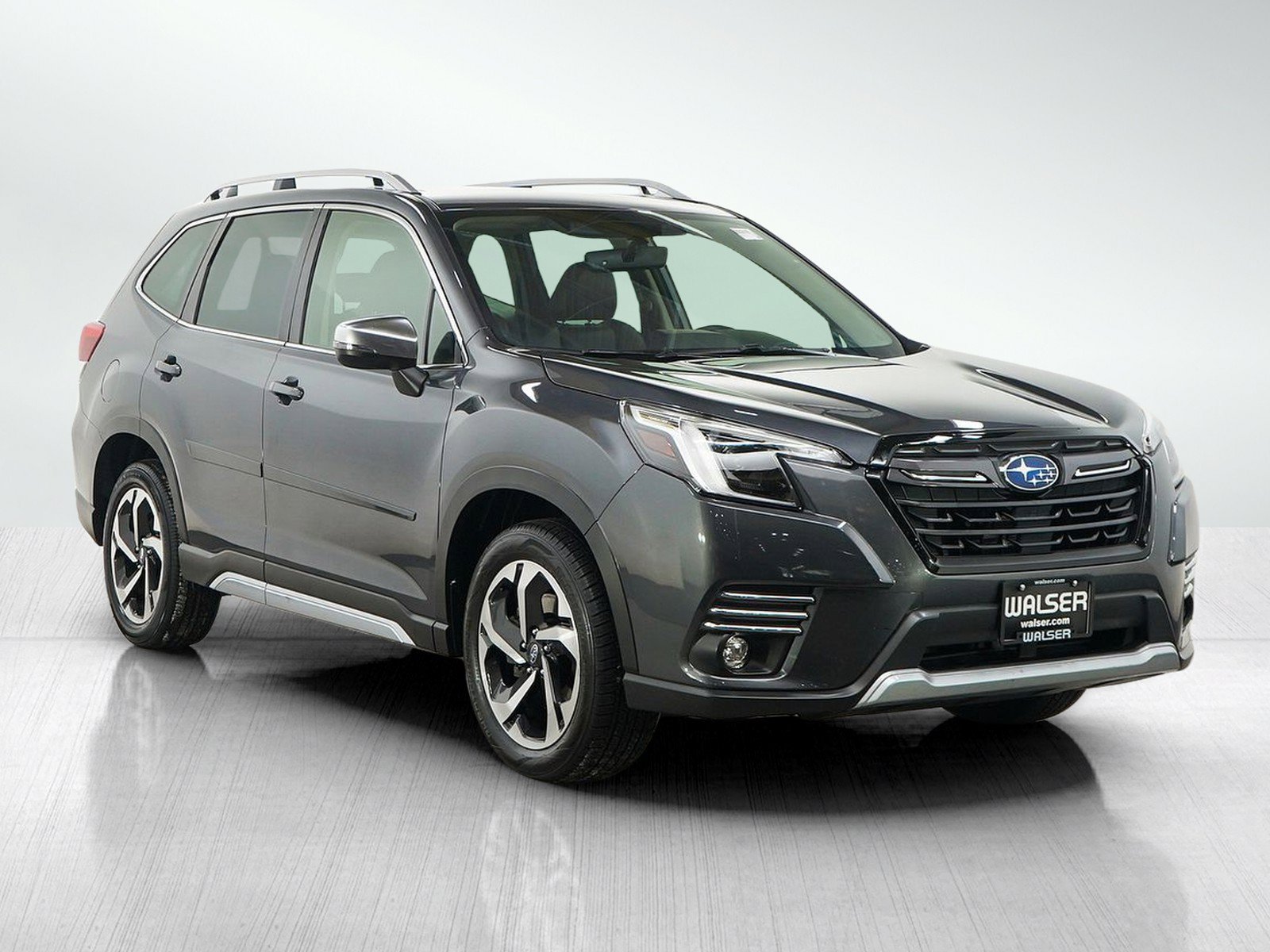 Used 2023 Magnetite Gray Metallic Subaru Touring image 7