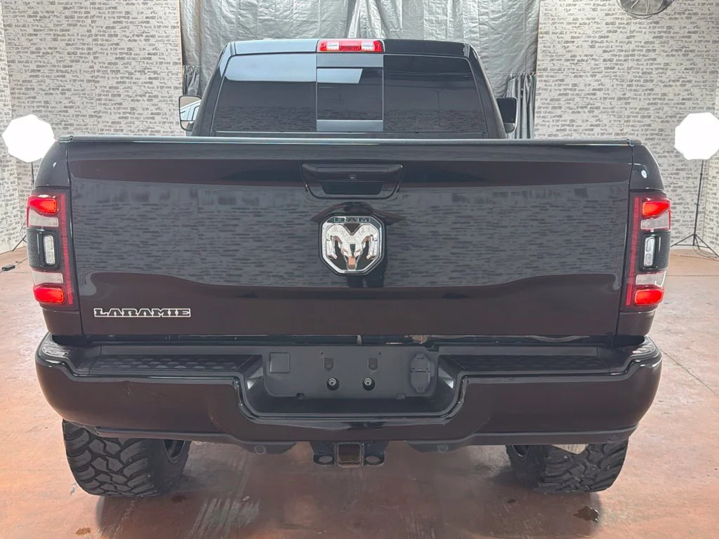 Used 2022 Diamond Black Crystal Pearlcoat Ram Laramie image 6