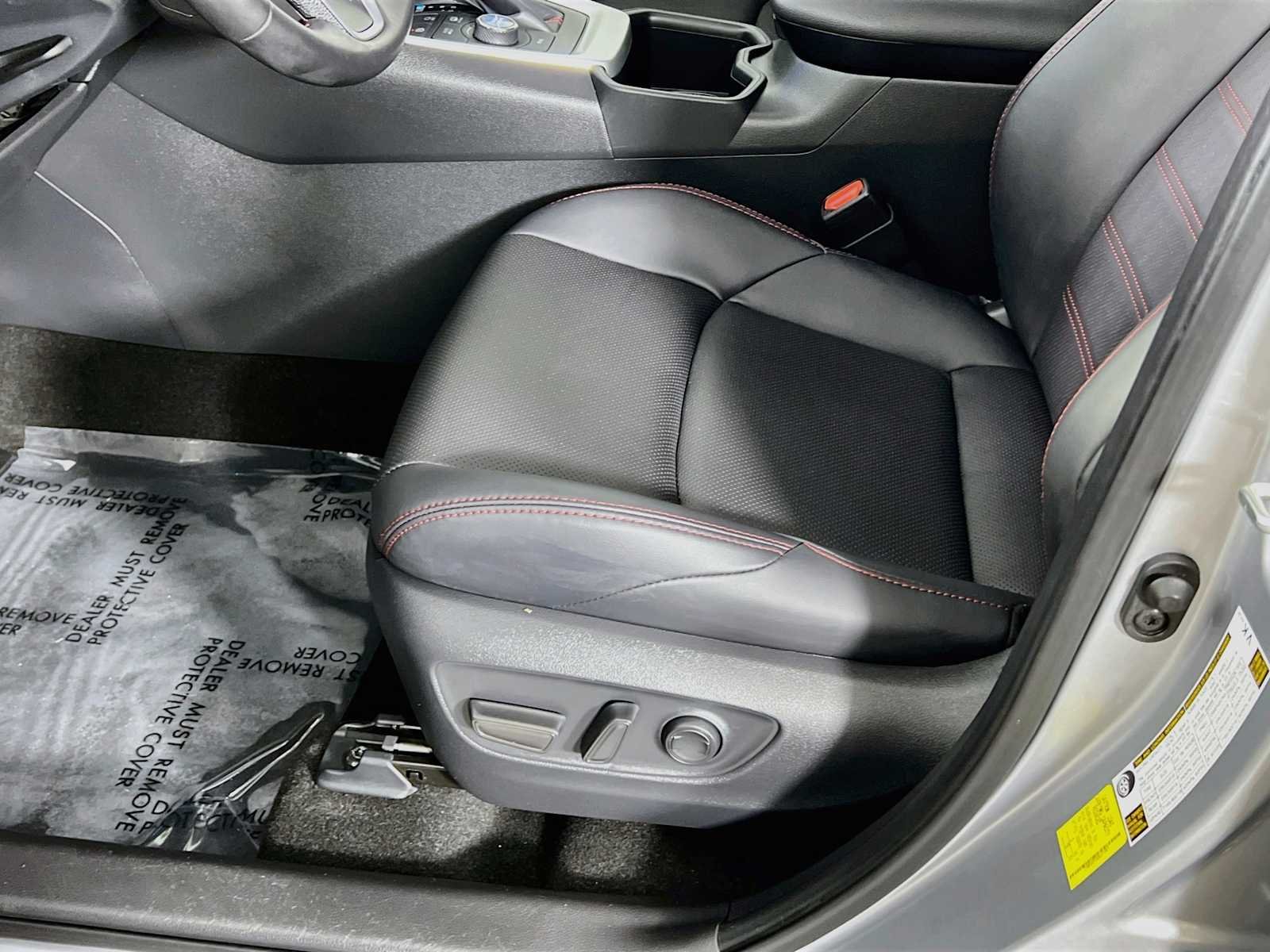 Used 2025 Silver Sky Metallic/Midnight Black Metallic Toyota XSE image 20