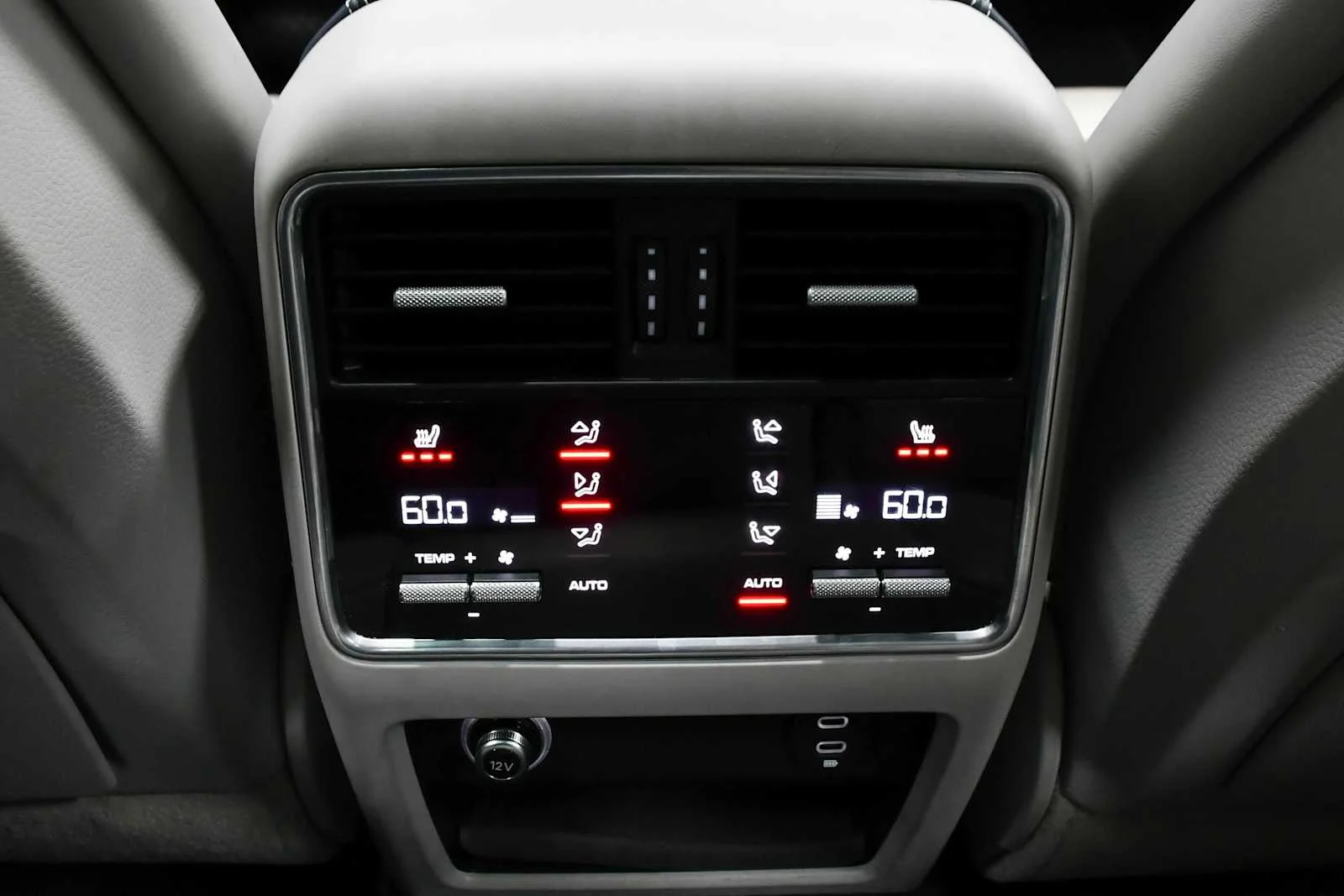 Used 2023 Black Porsche  image 22